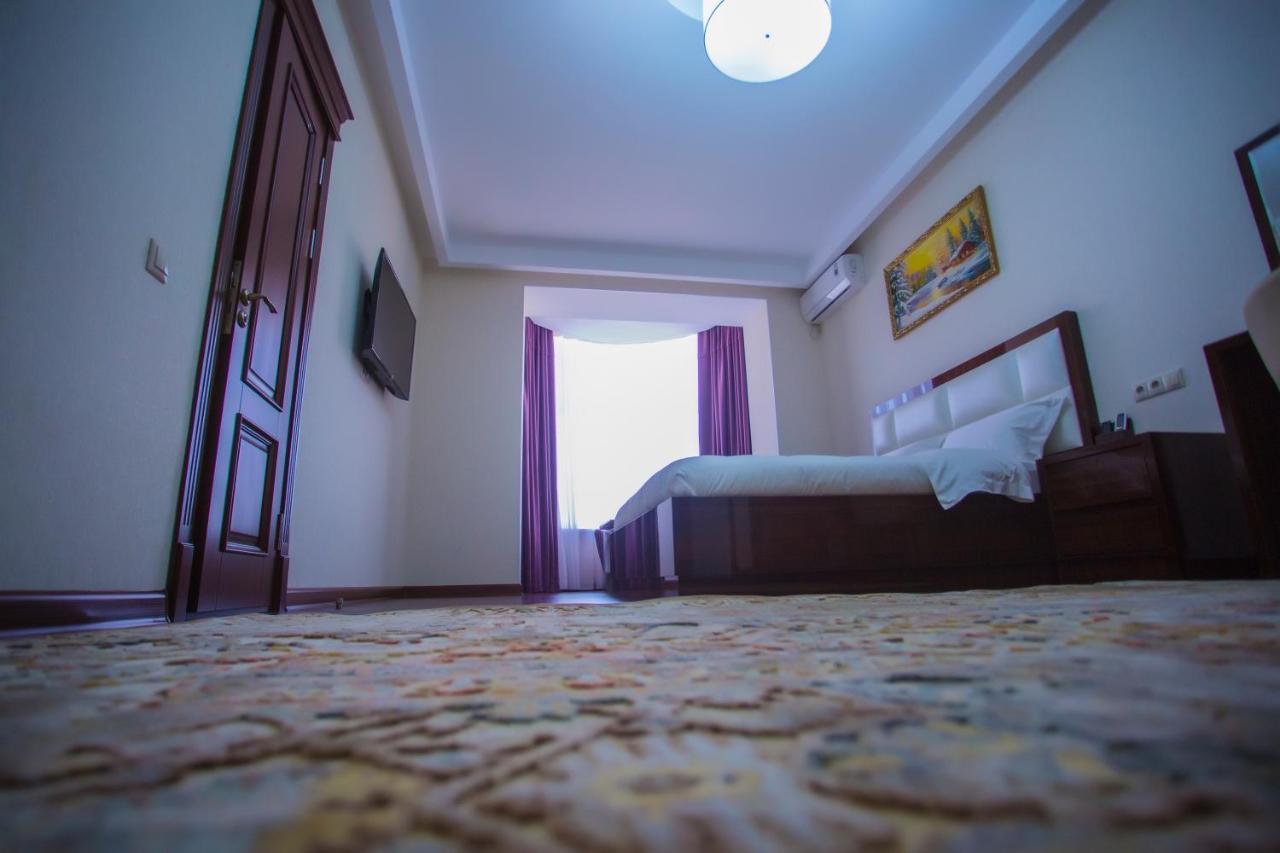 Hotel Ayni Dushanbe Esterno foto
