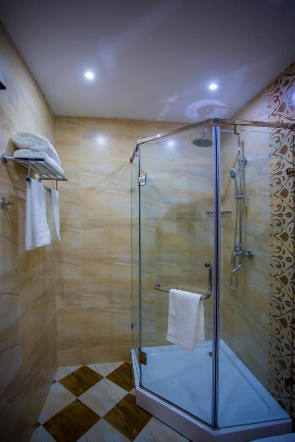 Hotel Ayni Dushanbe Esterno foto