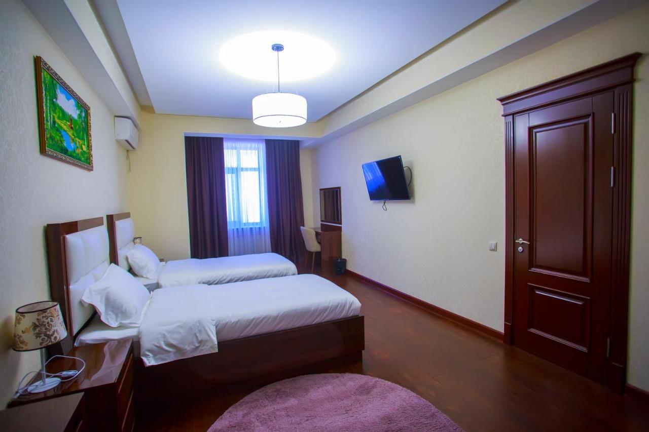 Hotel Ayni Dushanbe Esterno foto