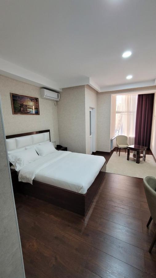 Hotel Ayni Dushanbe Esterno foto